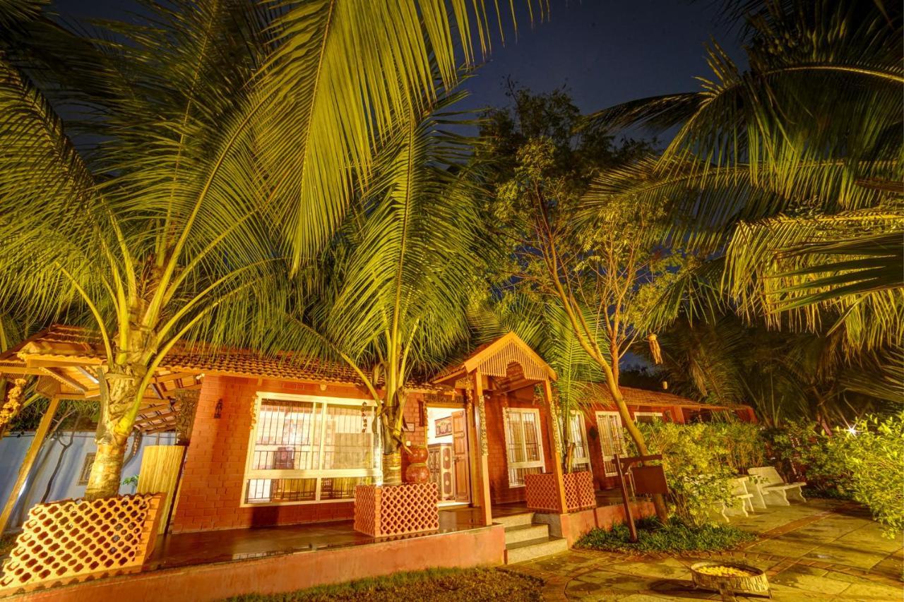 Brown Town Resort & Spa Hyderabad Exterior foto