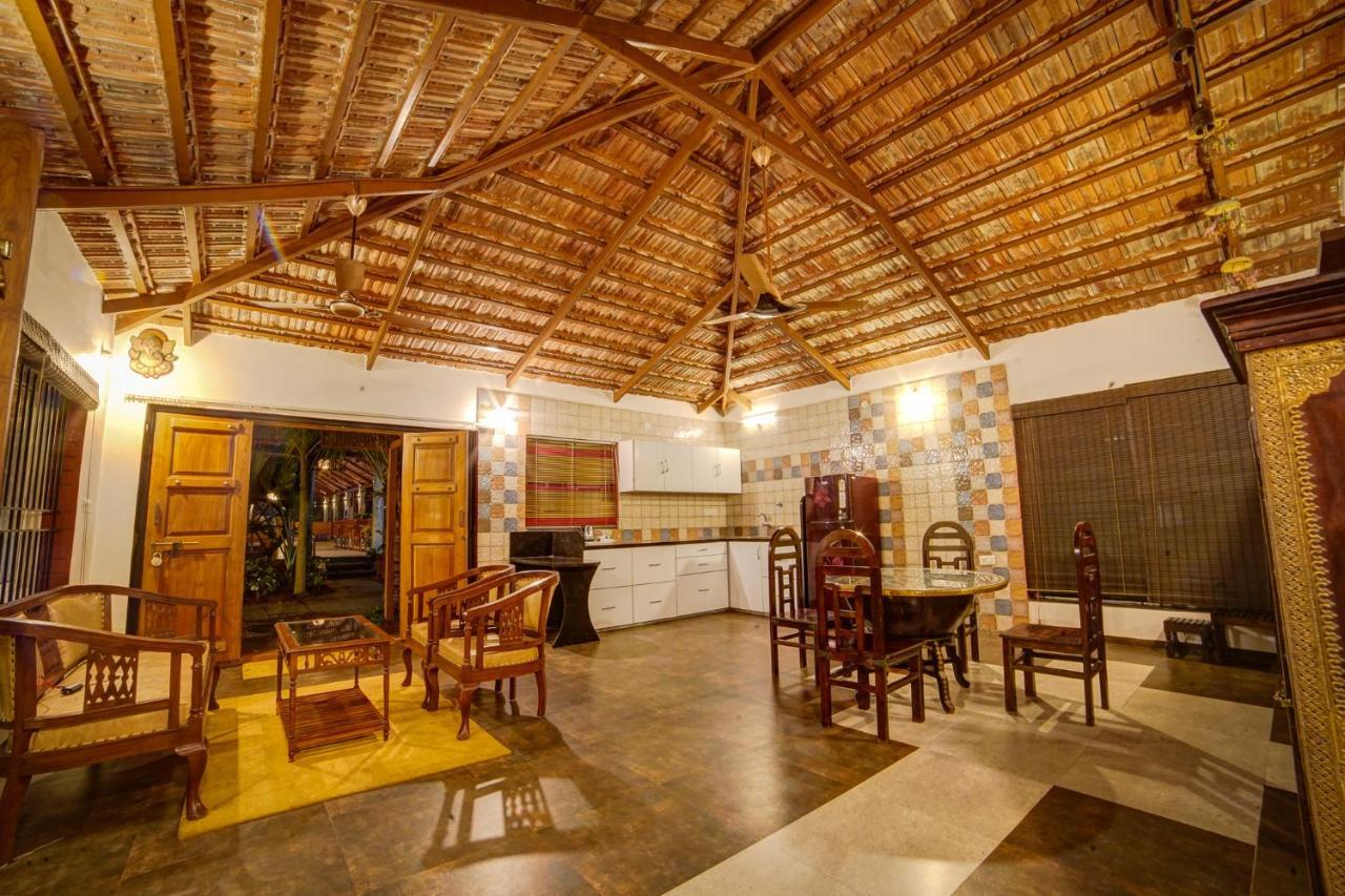 Brown Town Resort & Spa Hyderabad Exterior foto